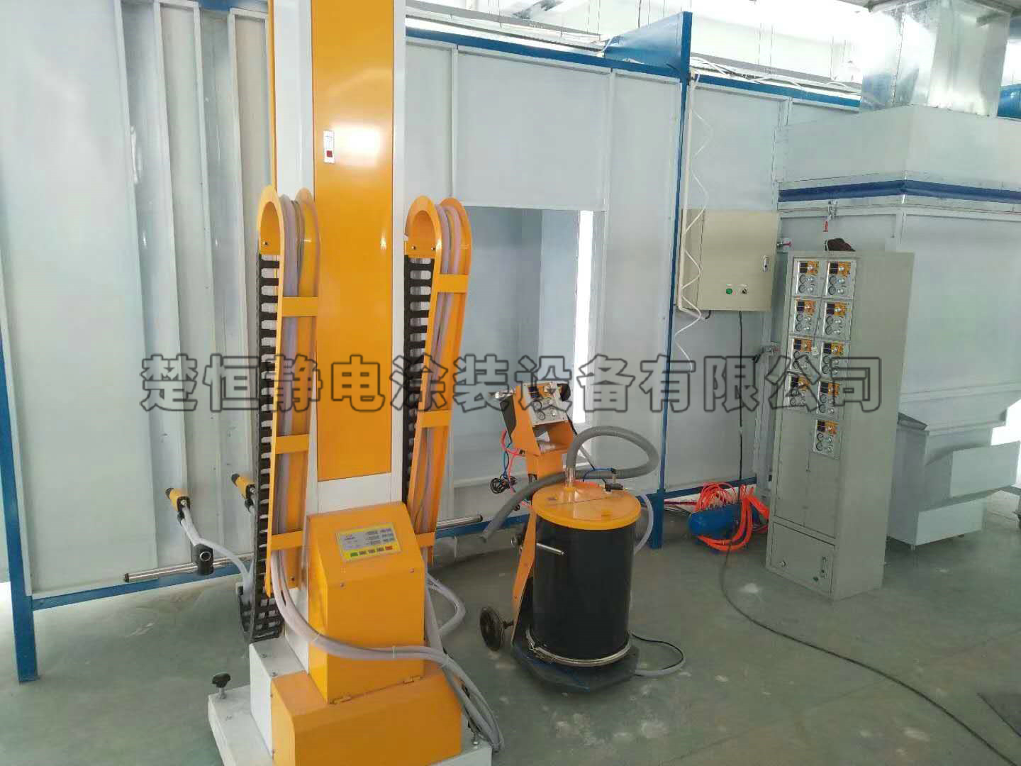 自動噴涂升降機